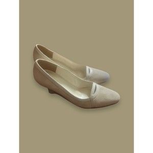 Divalesi Comfort Beige Suede Wedge Heels in Women's Size 7.5